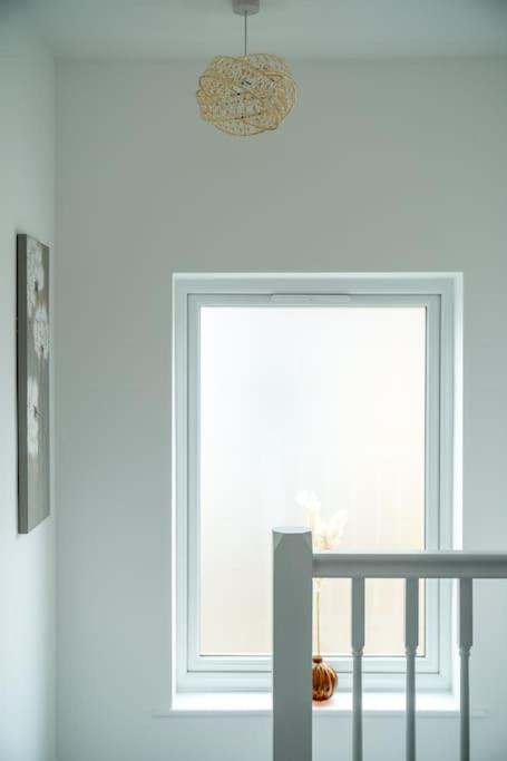 Апартаменты Lux 3Bed Near Wembley With Parking By Oceana Group - Sleeps 8 Харроу Экстерьер фото