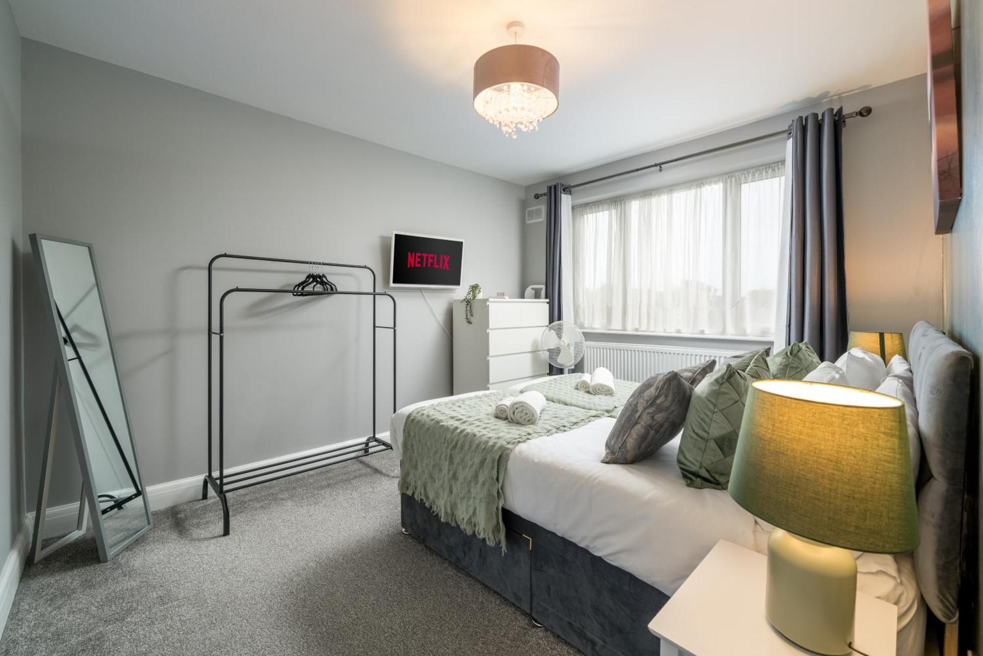Апартаменты Lux 3Bed Near Wembley With Parking By Oceana Group - Sleeps 8 Харроу Экстерьер фото